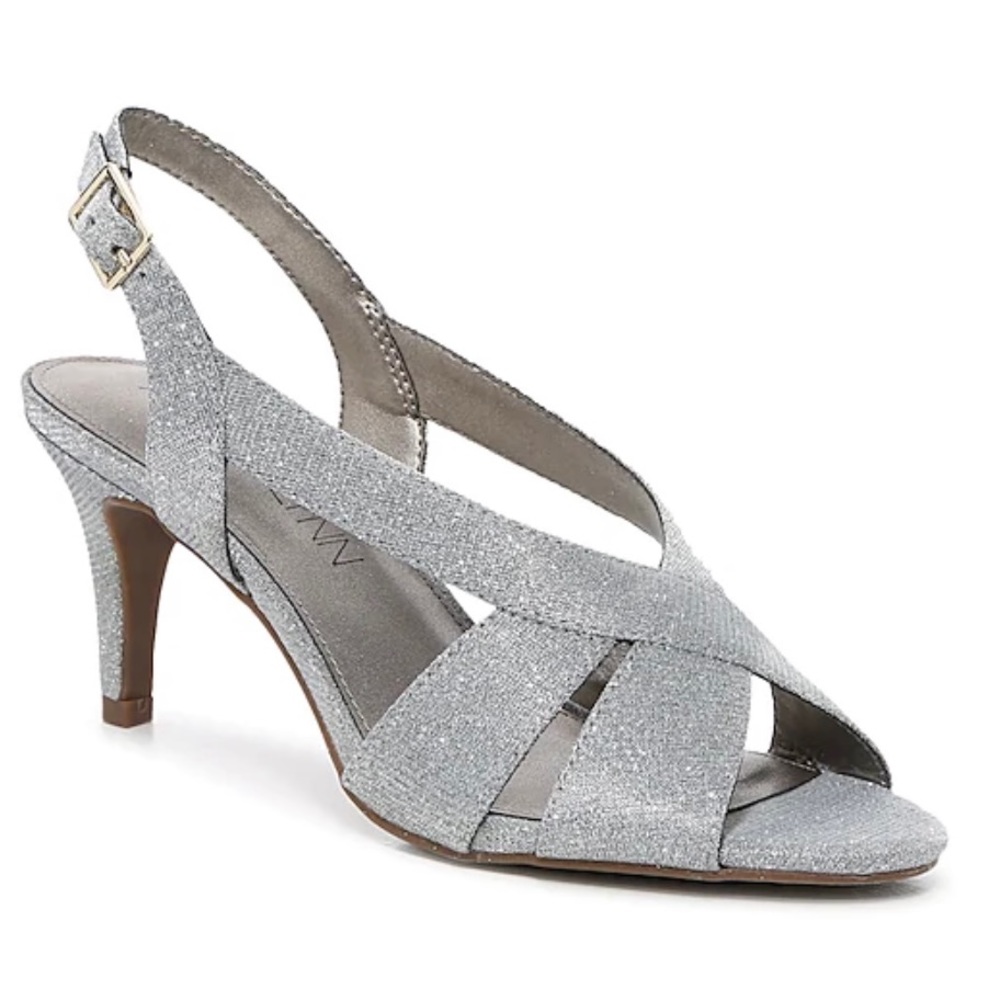 Aubrey Lynn 7.5 CELICE Silver Shimmering Slingback SANDAL Special Occasion NEW